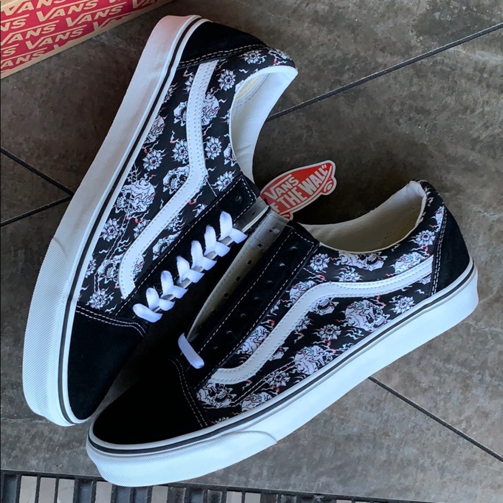 Vans Black and White Floral Sneakers Size 7